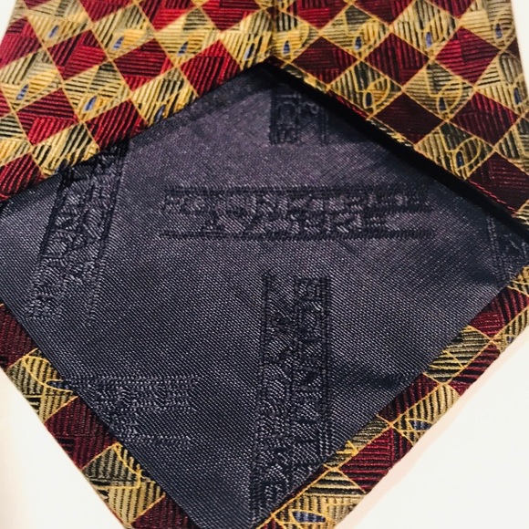 Roundtree & Yorke Hand Sewn 100% Silk Tie - Picture 2 of 3